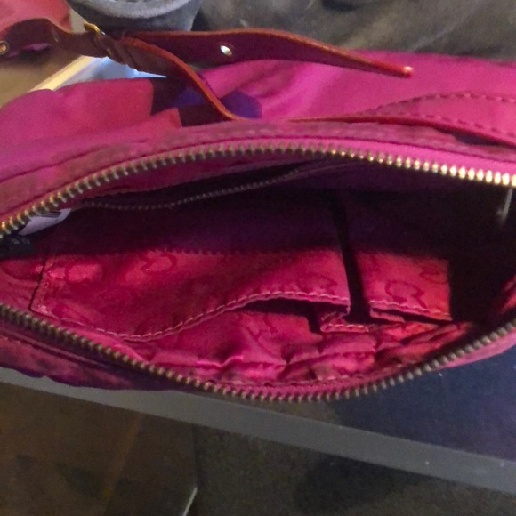 Marc by Marc Jacobs, dark pink small shoulder bag - Picture 4 of 4